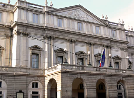 La scala theatre in milan photo
