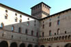 Cortile Interno Del Castello Sforzesco Di Milano